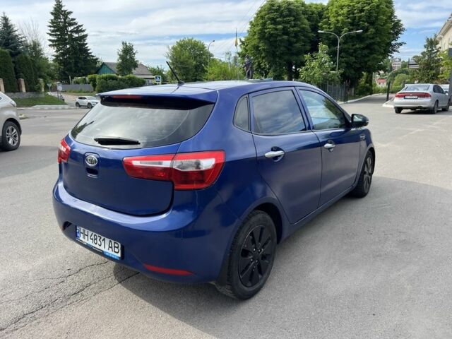 Синій Кіа Ріо, об'ємом двигуна 1.6 л та пробігом 280 тис. км за 4500 $, фото 3 на Automoto.ua