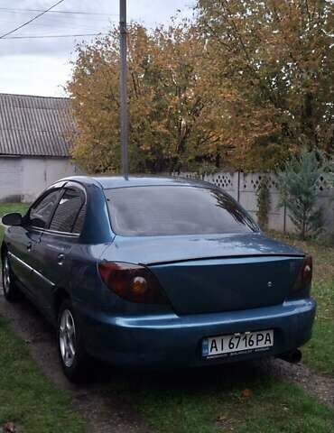 Синій Кіа Ріо, об'ємом двигуна 1.34 л та пробігом 300 тис. км за 2500 $, фото 1 на Automoto.ua