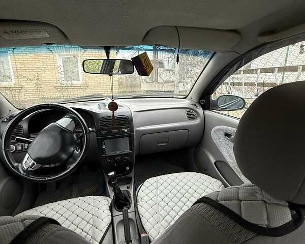 Синій Кіа Ріо, об'ємом двигуна 1.3 л та пробігом 296 тис. км за 2990 $, фото 2 на Automoto.ua