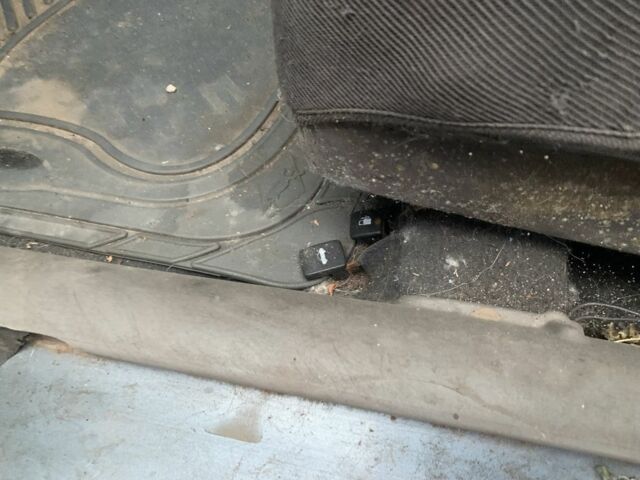 Синій Кіа Ріо, об'ємом двигуна 1.5 л та пробігом 300 тис. км за 1500 $, фото 7 на Automoto.ua