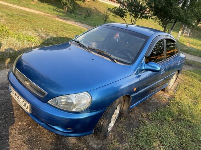 Синій Кіа Ріо, об'ємом двигуна 1.5 л та пробігом 319 тис. км за 3246 $, фото 4 на Automoto.ua