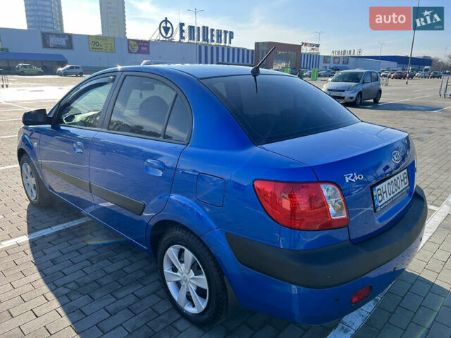 Синій Кіа Ріо, об'ємом двигуна 1.4 л та пробігом 121 тис. км за 5600 $, фото 13 на Automoto.ua