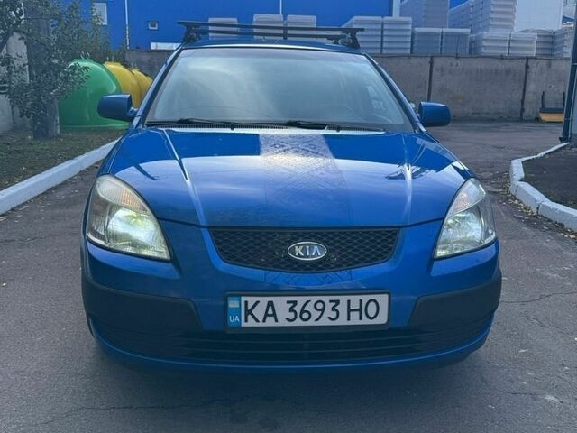 Синій Кіа Ріо, об'ємом двигуна 1.4 л та пробігом 280 тис. км за 3000 $, фото 1 на Automoto.ua
