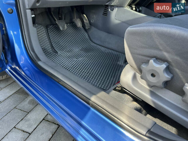 Синій Кіа Ріо, об'ємом двигуна 1.4 л та пробігом 121 тис. км за 5600 $, фото 37 на Automoto.ua