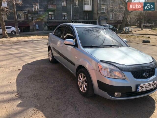 Синій Кіа Ріо, об'ємом двигуна 1.3 л та пробігом 164 тис. км за 4450 $, фото 2 на Automoto.ua