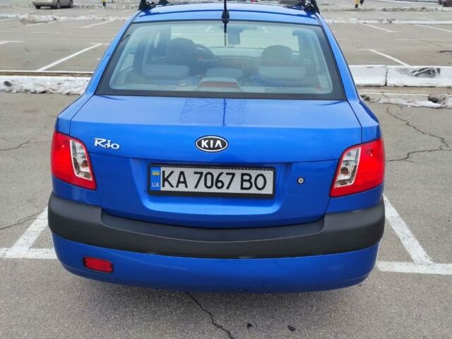 Синий Киа Рио, объемом двигателя 1.4 л и пробегом 265 тыс. км за 5300 $, фото 1 на Automoto.ua