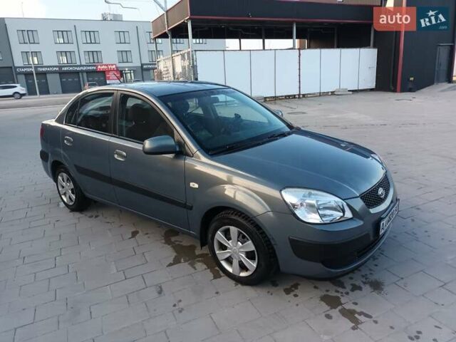 Синий Киа Рио, объемом двигателя 1.4 л и пробегом 176 тыс. км за 5250 $, фото 15 на Automoto.ua