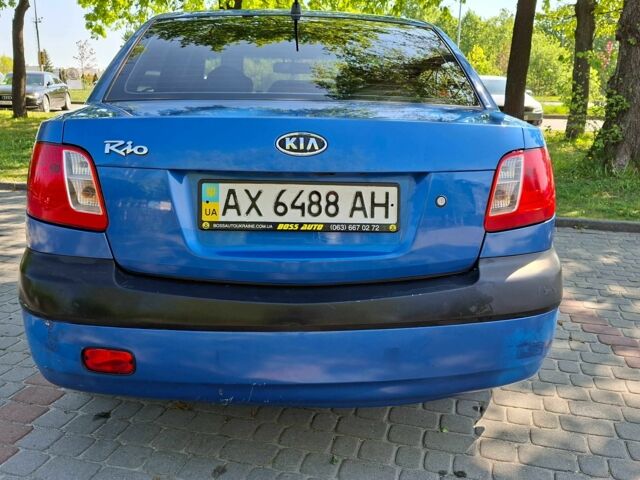 Синій Кіа Ріо, об'ємом двигуна 1.3 л та пробігом 190 тис. км за 2900 $, фото 6 на Automoto.ua