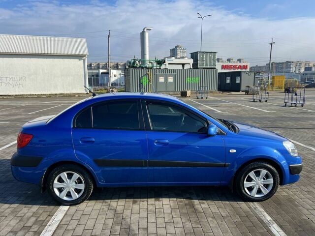 Синий Киа Рио, объемом двигателя 1.4 л и пробегом 121 тыс. км за 5200 $, фото 5 на Automoto.ua