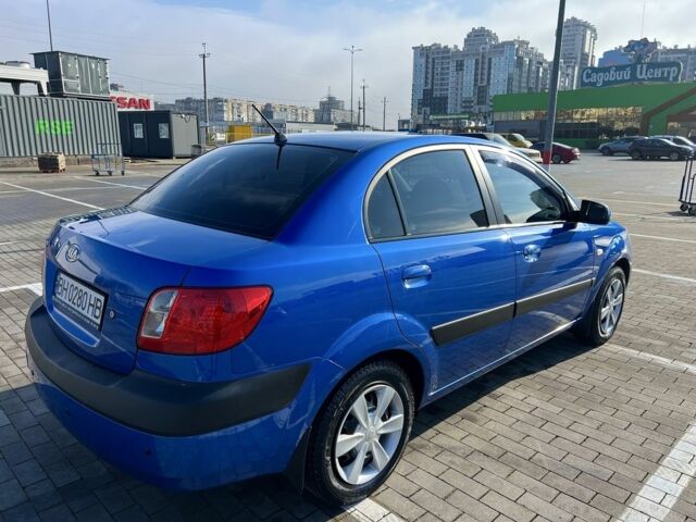 Синий Киа Рио, объемом двигателя 1.4 л и пробегом 121 тыс. км за 5200 $, фото 6 на Automoto.ua