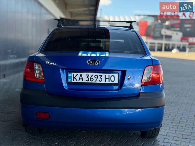 Синий Киа Рио, объемом двигателя 1.4 л и пробегом 279 тыс. км за 3300 $, фото 3 на Automoto.ua