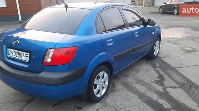 Синий Киа Рио, объемом двигателя 1.4 л и пробегом 122 тыс. км за 4500 $, фото 4 на Automoto.ua