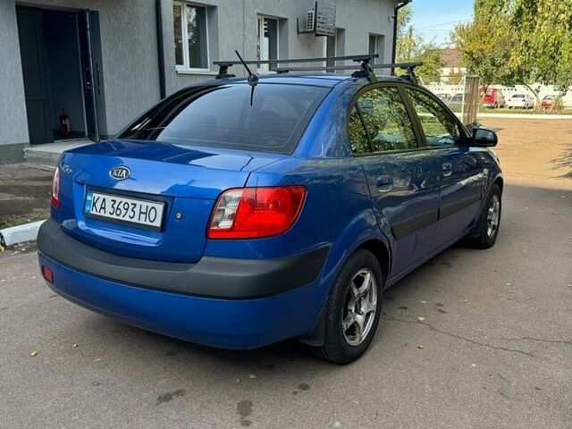 Синій Кіа Ріо, об'ємом двигуна 1.4 л та пробігом 280 тис. км за 3000 $, фото 3 на Automoto.ua