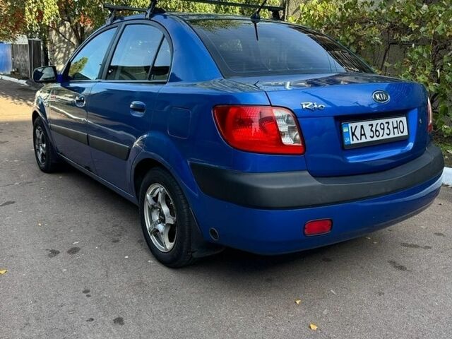 Синій Кіа Ріо, об'ємом двигуна 1.4 л та пробігом 280 тис. км за 3000 $, фото 12 на Automoto.ua