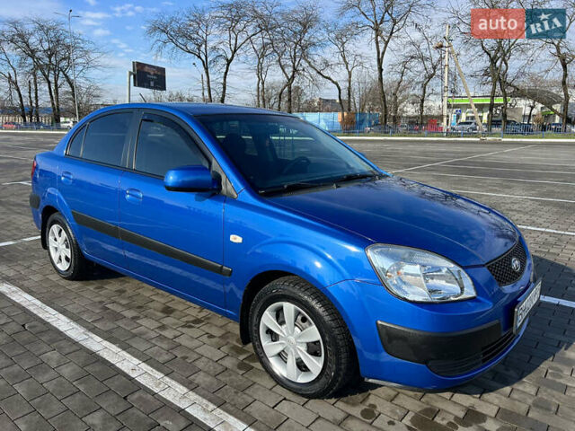 Синій Кіа Ріо, об'ємом двигуна 1.4 л та пробігом 121 тис. км за 5600 $, фото 5 на Automoto.ua