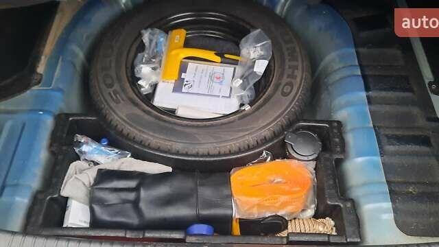 Синий Киа Рио, объемом двигателя 1.4 л и пробегом 122 тыс. км за 4500 $, фото 17 на Automoto.ua