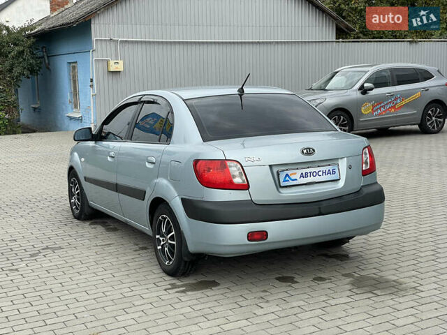 Синий Киа Рио, объемом двигателя 1.4 л и пробегом 176 тыс. км за 4700 $, фото 6 на Automoto.ua