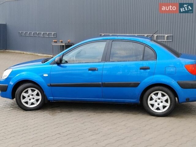 Синий Киа Рио, объемом двигателя 1.4 л и пробегом 310 тыс. км за 3450 $, фото 8 на Automoto.ua