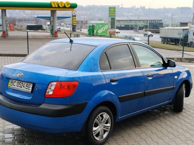 Синій Кіа Ріо, об'ємом двигуна 0 л та пробігом 340 тис. км за 3156 $, фото 6 на Automoto.ua