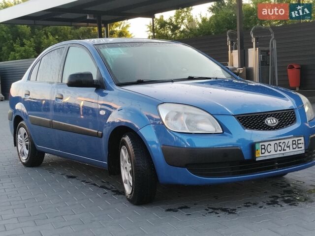 Синій Кіа Ріо, об'ємом двигуна 1.4 л та пробігом 350 тис. км за 3499 $, фото 4 на Automoto.ua