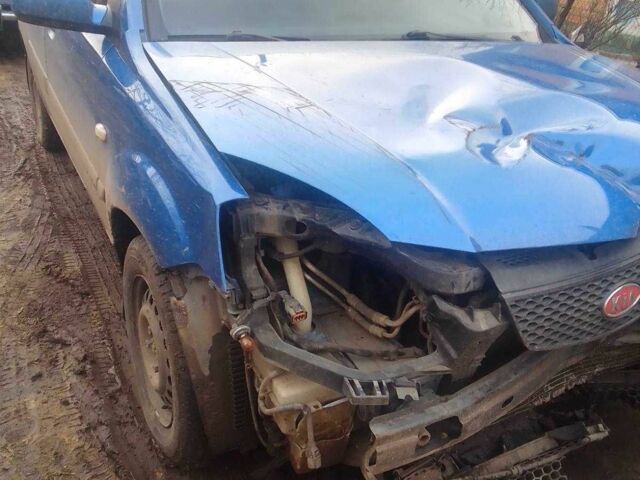 Синій Кіа Ріо, об'ємом двигуна 1.4 л та пробігом 250 тис. км за 2000 $, фото 1 на Automoto.ua