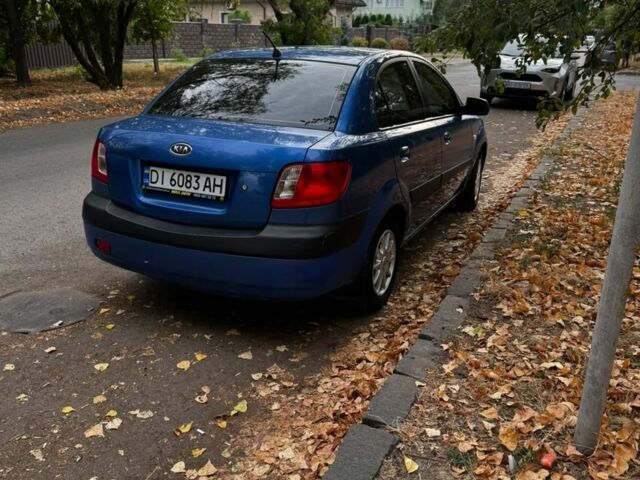 Синій Кіа Ріо, об'ємом двигуна 1.4 л та пробігом 200 тис. км за 2999 $, фото 1 на Automoto.ua
