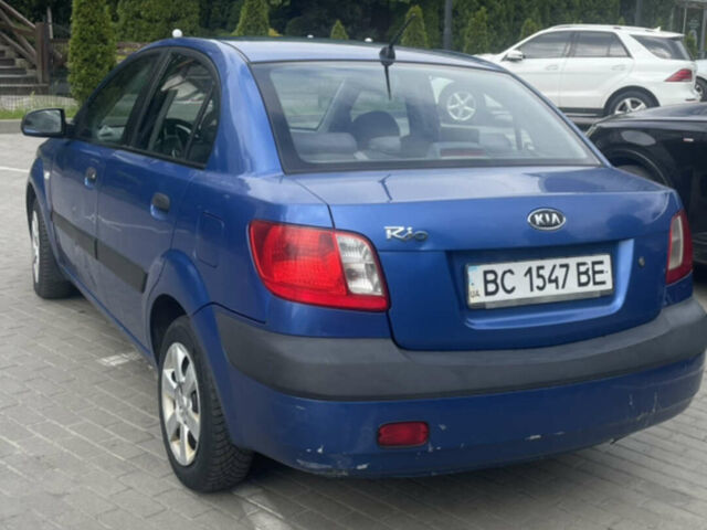 Синій Кіа Ріо, об'ємом двигуна 1.4 л та пробігом 495 тис. км за 3000 $, фото 7 на Automoto.ua