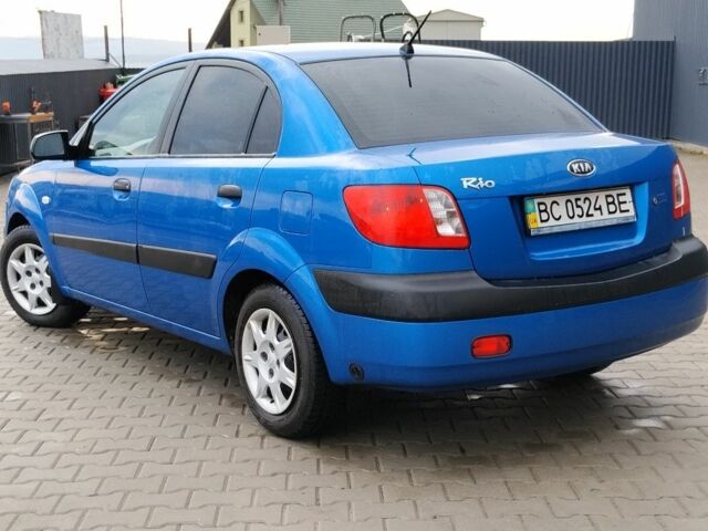Синий Киа Рио, объемом двигателя 0 л и пробегом 350 тыс. км за 3260 $, фото 6 на Automoto.ua