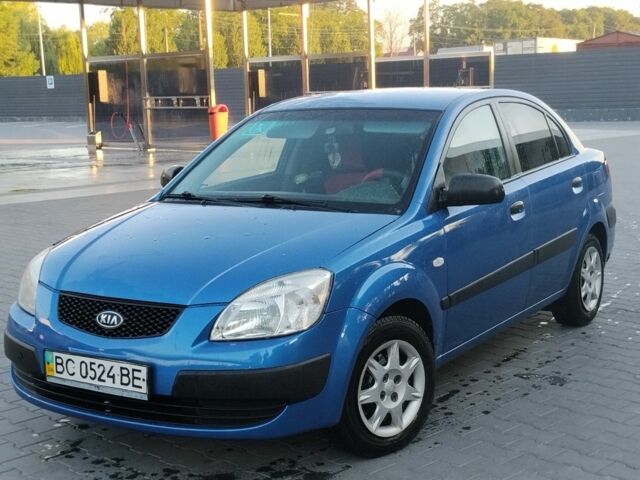 Синій Кіа Ріо, об'ємом двигуна 0 л та пробігом 350 тис. км за 3450 $, фото 1 на Automoto.ua