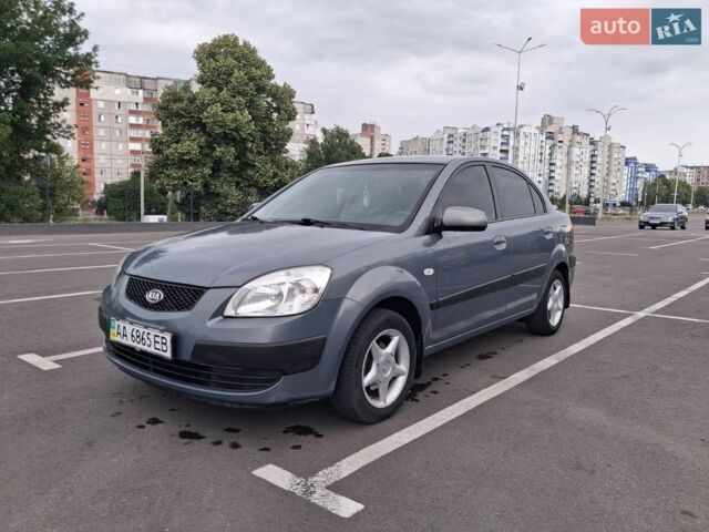 Синий Киа Рио, объемом двигателя 1.4 л и пробегом 170 тыс. км за 4200 $, фото 1 на Automoto.ua
