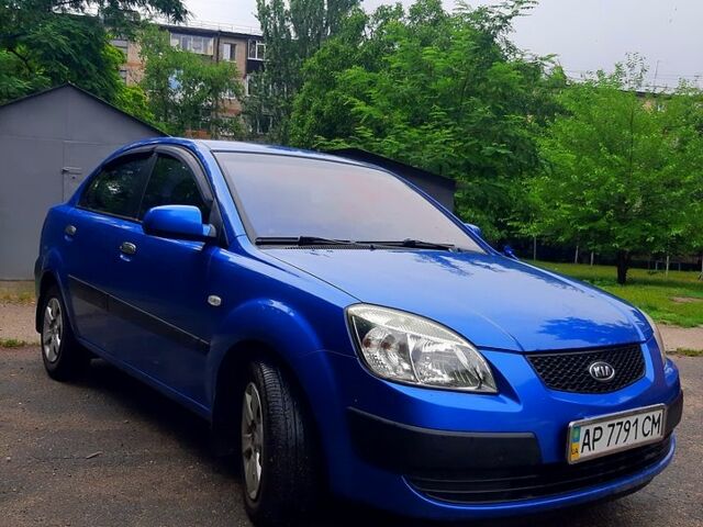 Синий Киа Рио, объемом двигателя 1.5 л и пробегом 200 тыс. км за 4899 $, фото 3 на Automoto.ua