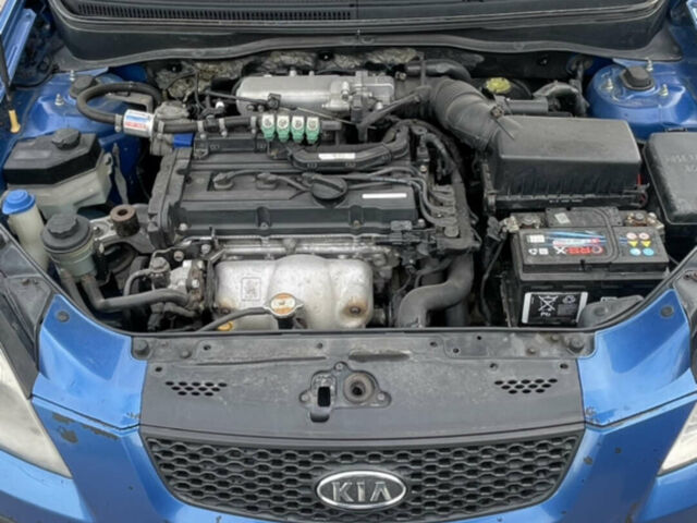 Синій Кіа Ріо, об'ємом двигуна 1.4 л та пробігом 495 тис. км за 3000 $, фото 11 на Automoto.ua