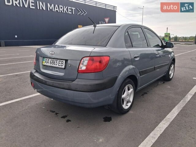 Синий Киа Рио, объемом двигателя 1.4 л и пробегом 170 тыс. км за 4200 $, фото 7 на Automoto.ua