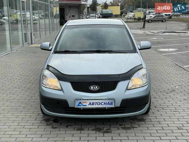 Синий Киа Рио, объемом двигателя 1.4 л и пробегом 176 тыс. км за 4700 $, фото 1 на Automoto.ua