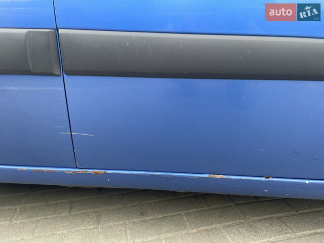 Синій Кіа Ріо, об'ємом двигуна 1.4 л та пробігом 495 тис. км за 3000 $, фото 10 на Automoto.ua