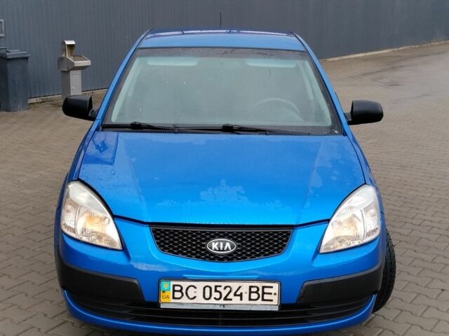 Синій Кіа Ріо, об'ємом двигуна 0 л та пробігом 310 тис. км за 3900 $, фото 3 на Automoto.ua