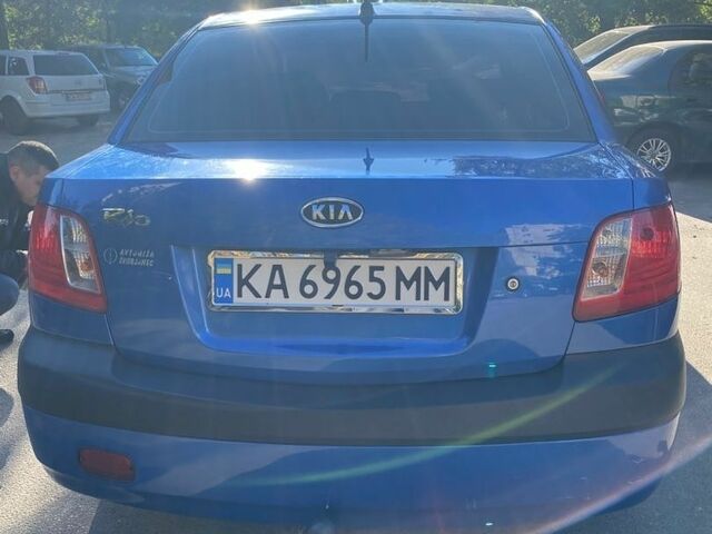 Синий Киа Рио, объемом двигателя 1.4 л и пробегом 258 тыс. км за 3500 $, фото 7 на Automoto.ua