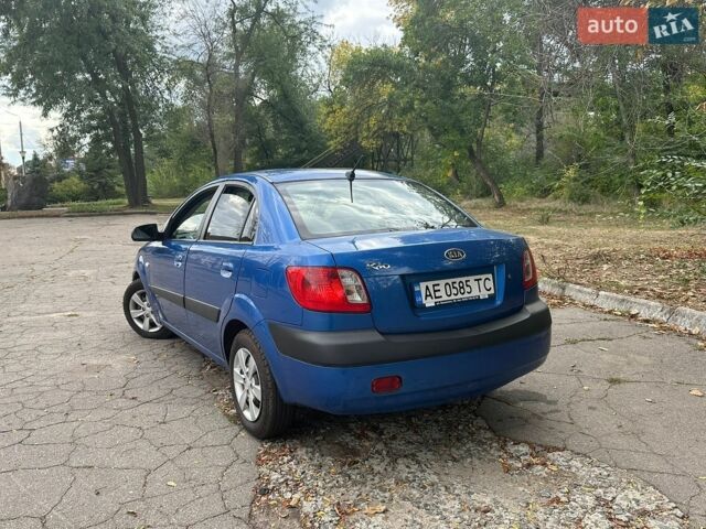 Синій Кіа Ріо, об'ємом двигуна 1.4 л та пробігом 172 тис. км за 4500 $, фото 5 на Automoto.ua