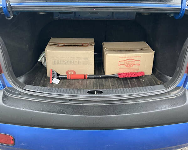 Синий Киа Рио, объемом двигателя 1.4 л и пробегом 177 тыс. км за 3800 $, фото 10 на Automoto.ua