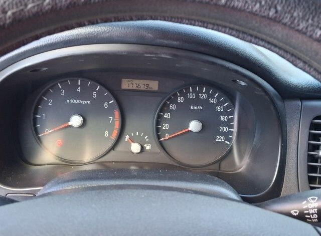 Синій Кіа Ріо, об'ємом двигуна 1.4 л та пробігом 178 тис. км за 3800 $, фото 12 на Automoto.ua