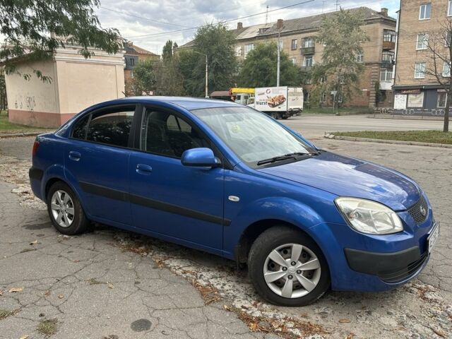 Синий Киа Рио, объемом двигателя 1.4 л и пробегом 172 тыс. км за 4318 $, фото 1 на Automoto.ua