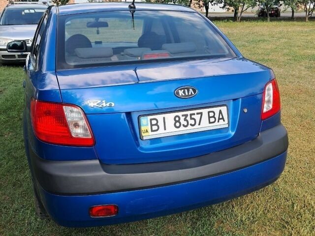 Синий Киа Рио, объемом двигателя 1.4 л и пробегом 94 тыс. км за 5300 $, фото 5 на Automoto.ua