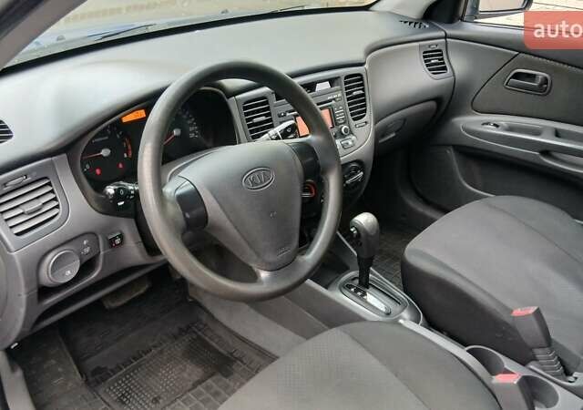 Синий Киа Рио, объемом двигателя 1.4 л и пробегом 159 тыс. км за 5800 $, фото 10 на Automoto.ua