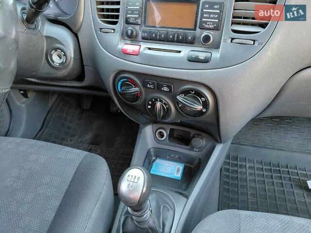 Киа Рио 2009 в Броварах на Automoto.ua Синий Киа Рио, объемом двигателя 1.4 л и пробегом 271 тыс. км за 5000 $, фото 16 на Automoto.ua