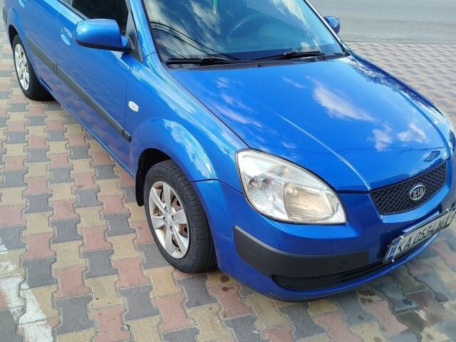 Синий Киа Рио, объемом двигателя 1.4 л и пробегом 279 тыс. км за 5000 $, фото 1 на Automoto.ua