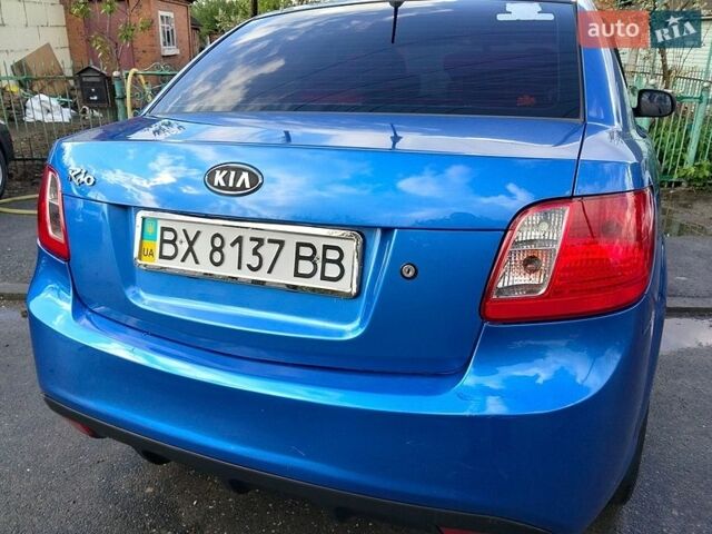 Синий Киа Рио, объемом двигателя 1.4 л и пробегом 308 тыс. км за 4500 $, фото 8 на Automoto.ua