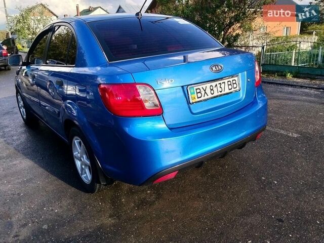 Синий Киа Рио, объемом двигателя 1.4 л и пробегом 308 тыс. км за 4500 $, фото 9 на Automoto.ua