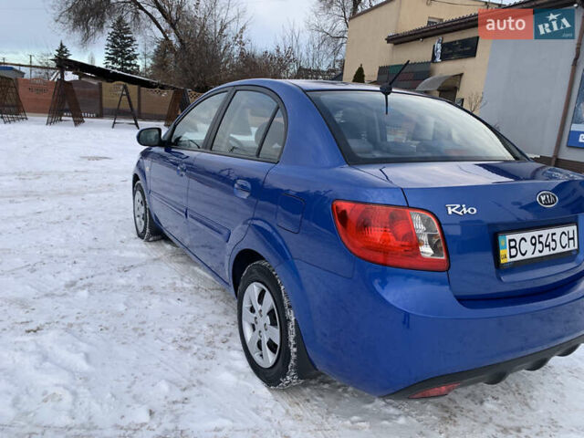Синій Кіа Ріо, об'ємом двигуна 1.4 л та пробігом 57 тис. км за 6750 $, фото 4 на Automoto.ua