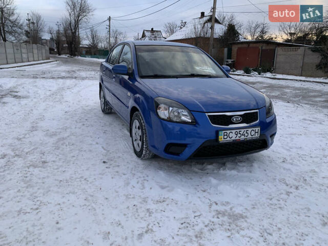 Синій Кіа Ріо, об'ємом двигуна 1.4 л та пробігом 57 тис. км за 6750 $, фото 2 на Automoto.ua