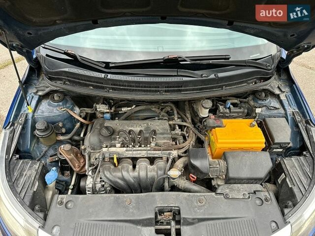 Синий Киа Рио, объемом двигателя 1.59 л и пробегом 273 тыс. км за 7550 $, фото 32 на Automoto.ua